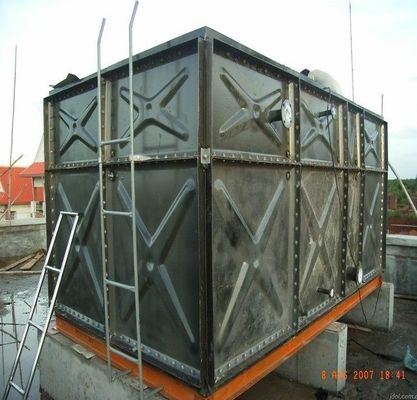 1106-4115 mm Warm gedompelde gegalvaniseerde ijzeren geperste stalen watertanks voor industriële doeleinden
