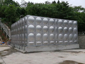 120 ton roestvrij staal watervat met schoon water en harsmateriaal