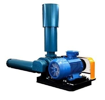 Een kleine voorraad 15 pk model 100 drie-loben wortels blazer met 50-200A kaliber
